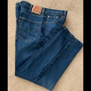 VINTAGE: Men’s Levi’s 550 W38 L32 Dark StoneWash